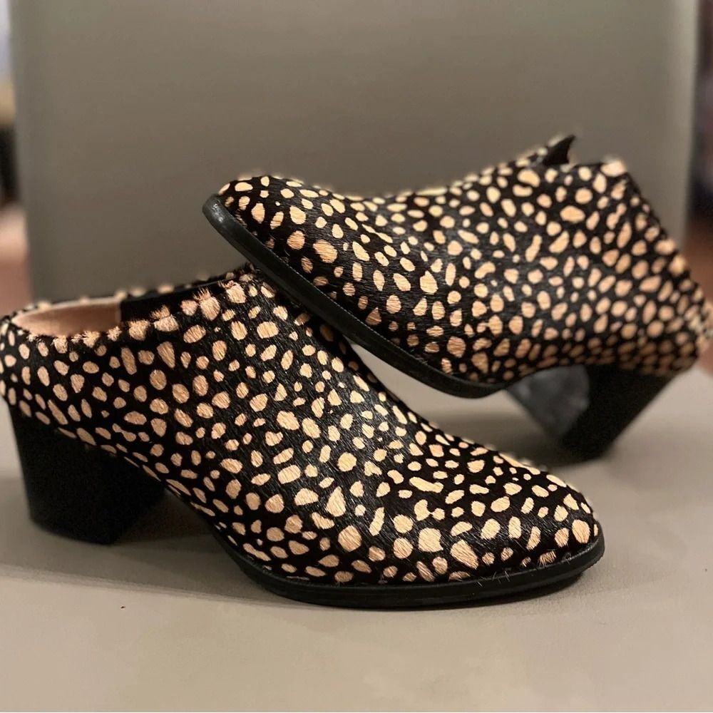 Poopy Barley Reverse Spot Calf Hair Heeled Mules Size 9.5